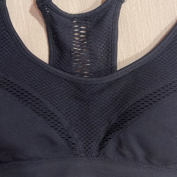 Marika sports bra size S - Picture 2 of 4